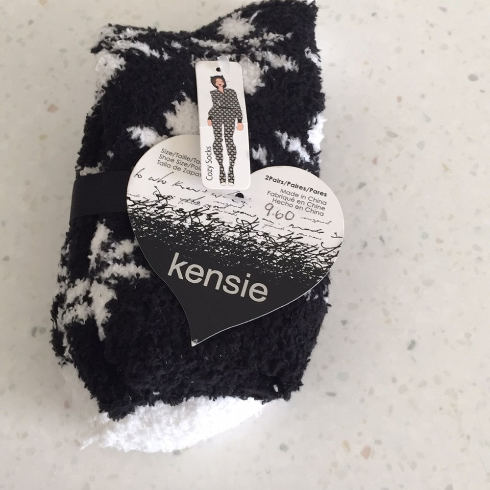 Kensie Women’s Cozy Socks